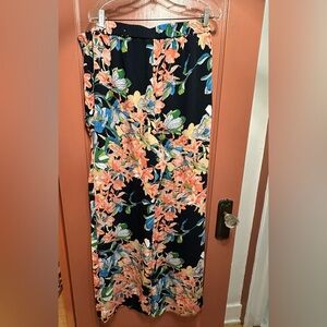 Chico, floral slacks. Size: 3.5T ( 18Tall) elastic waist band w/side pockets